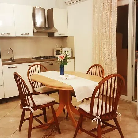 Apartman Amfiteatar * Pola